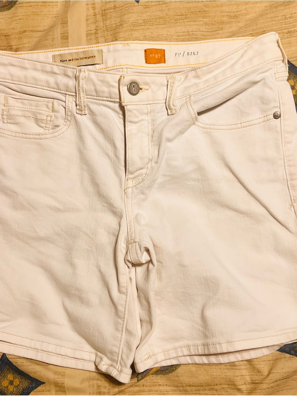 Pilcro and the Letterpress Maggie White Denim Shorts Size 27 Anthropologie